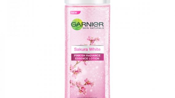 Garnier Sakura White Pinkish Radiance Essence Lotion 120ml