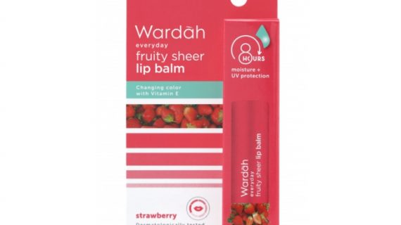 Wardah Everyday Fruity Sheer Lip Balm Strawberry 4 gr 1