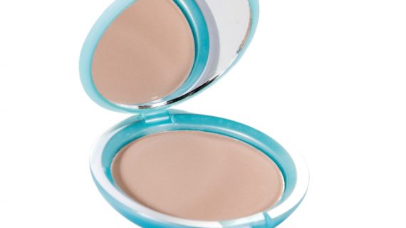 Wardah Everyday Luminous Compact Powder 04