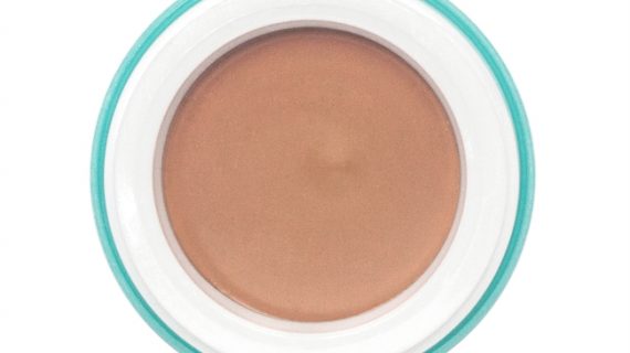 Wardah Everyday Luminous Creamy Foundation Light Feel 03 Beige 11 gr 1