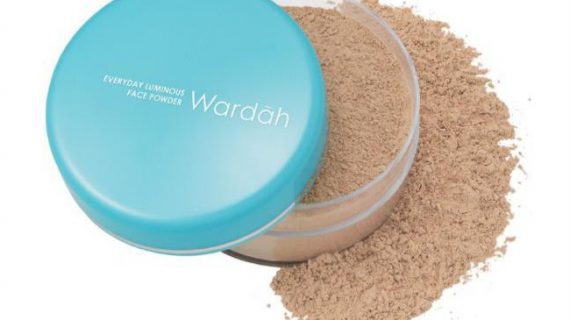 Wardah Everyday Luminous Face Powder 04 Natural 30 gr 1