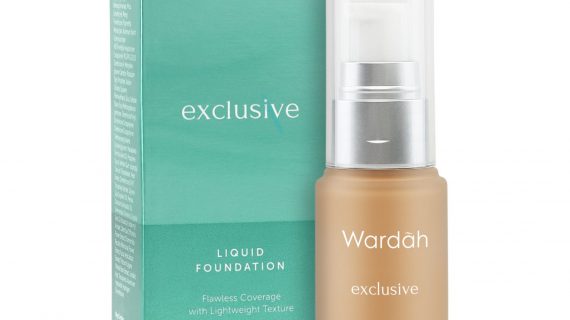 Wardah Exclusive Liquid Foundation 04 Natural 20 ml