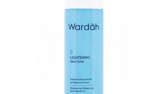 Wardah Lightening Face Toner 125 ml