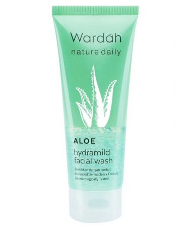 Wardah Nature Daily Aloe Hydramild Facial Wash 60 ml