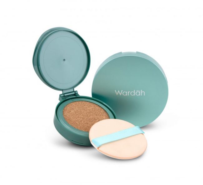 Wardah Refill Exclusive Flawless Cover Cushion 01 Light Beige 15 gr