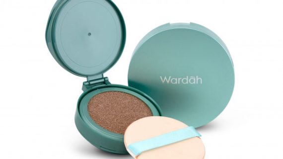 Wardah Refill Exclusive Flawless Cover Cushion 03 Sandy Beige 15 gr