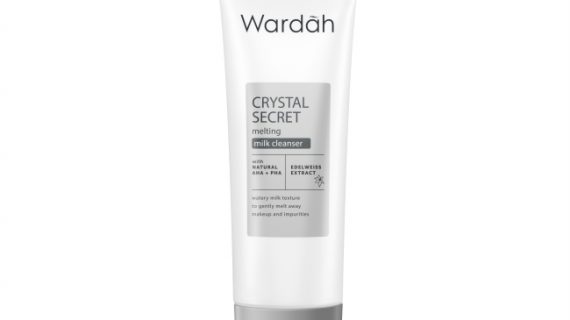 Wardah Crystal Secret Melting Milk Cleanser 100 mL 1
