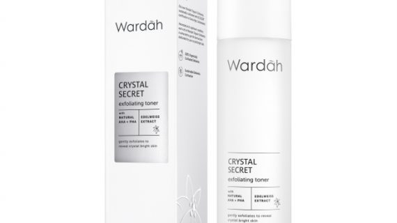 Wardah Crystal Secret Exfoliating Toner with Natural AHA+PHA 100 mL
